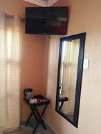 Thavhani Guest House