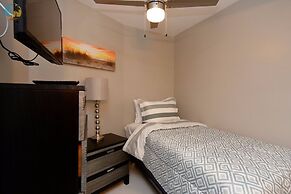 Alexander 1404 2 Bedroom Apts by RedAwning