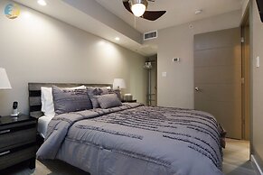 Alexander 718 3 Bedroom Apts by RedAwning