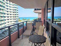 Alexander 718 3 Bedroom Apts by RedAwning