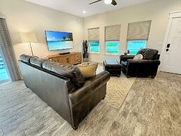 Colony Suites