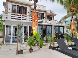 Marnin's Place Boracay