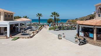 Plaka Beach Resort