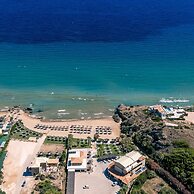 Plaka Beach Resort