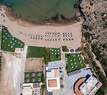 Plaka Beach Resort