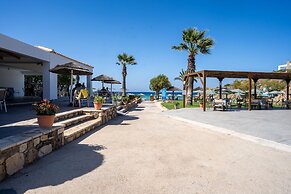 Plaka Beach Resort