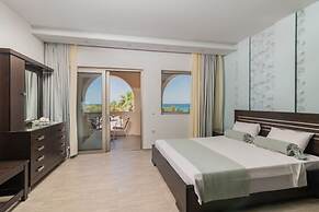 Plaka Beach Resort