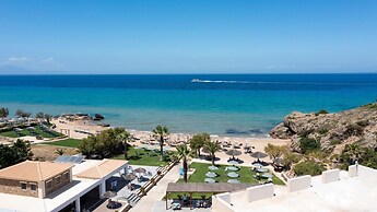 Plaka Beach Resort