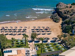 Plaka Beach Resort
