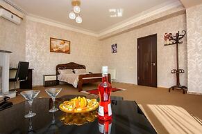 Silk Road Hotel