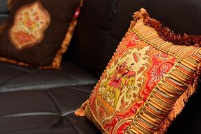 Silk Road Hotel