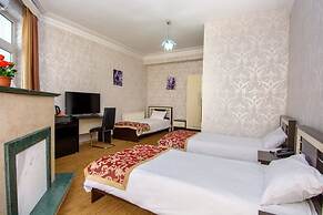 Silk Road Hotel