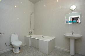 Silk Road Hotel