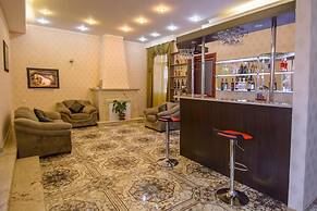 Silk Road Hotel