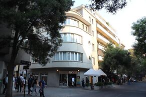 UH ApartHotel Lastarria 104