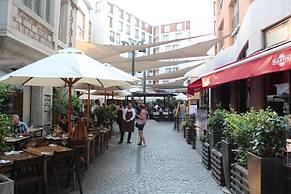 UH ApartHotel Lastarria 104