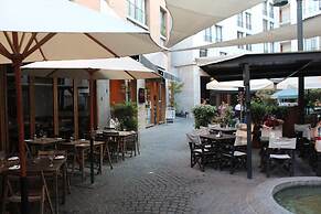 UH ApartHotel Lastarria 104