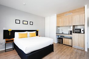 Staycity Aparthotels, Near Disneyland® Paris