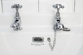 Crescent Lodge Guest House