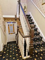 Crescent Lodge Guest House