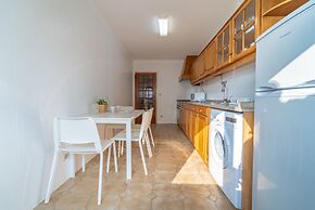 House and People - Feliciano Ramos 2