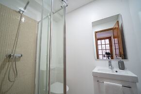 House and People - Feliciano Ramos 2