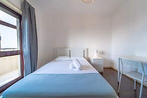 House and People - Feliciano Ramos 2