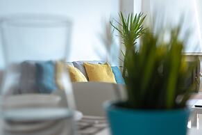 House and People - Feliciano Ramos 2