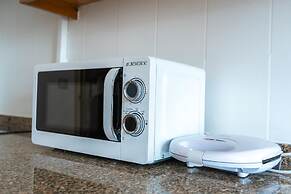 House and People - Feliciano Ramos 2