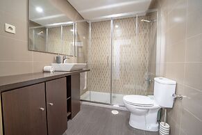 House and People - Feliciano Ramos 2