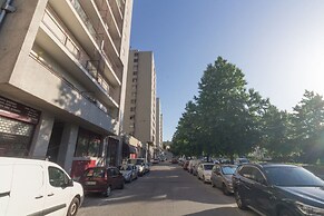 House and People - Feliciano Ramos 2