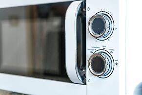 House and People - Feliciano Ramos 2