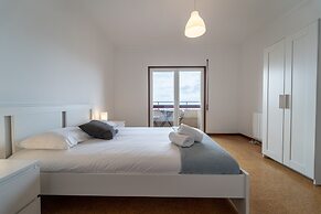 House and People - Apartamento Espaçoso