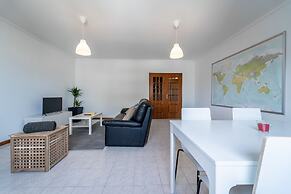 House and People - Apartamento Espaçoso