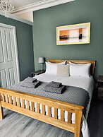 Lochwood House B&B and Self Catering