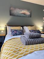 Lochwood House B&B and Self Catering