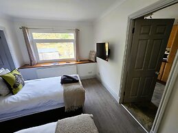 Lochwood House B&B and Self Catering