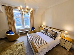 Lochwood House B&B and Self Catering