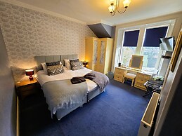 Lochwood House B&B and Self Catering