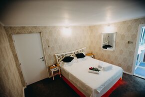 Art Boutique Central