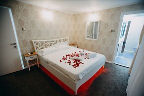 Art Boutique Central