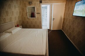 Art Boutique Central