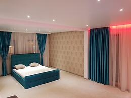 Art Boutique Central