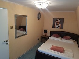 Art Boutique Central