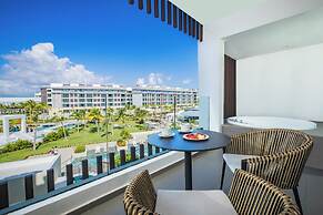 Majestic Elegance Costa Mujeres – All Inclusive