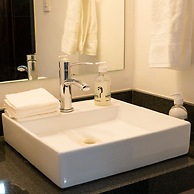 Two Keys Departamentos