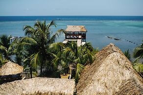 Tranquilseas Eco Lodge & Dive Center