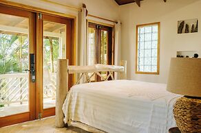 Tranquilseas Eco Lodge & Dive Center