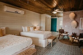 Tranquilseas Eco Lodge & Dive Center