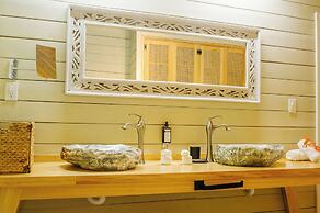 Tranquilseas Eco Lodge & Dive Center